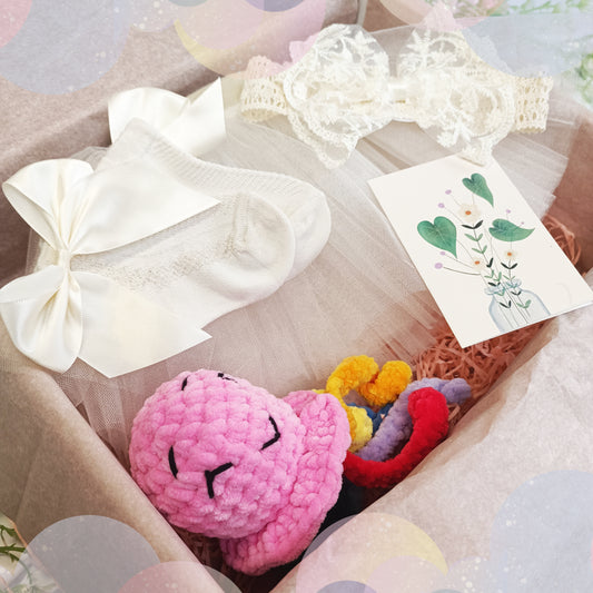 Baby shower gift box, Newborn baby girl gift box,box for girls 0-6 months, birthday gift for baby,baby girl,granddaughter gift,daughter gift - My Store
