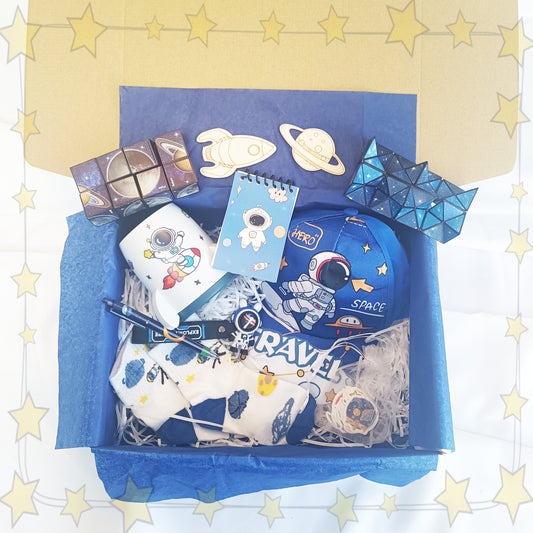 Space gift box for young space lovers